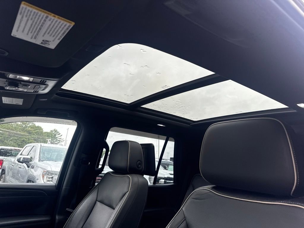 Used 2021 GMC Yukon SLT w/ SLT Luxury Plus Package RWD image 11