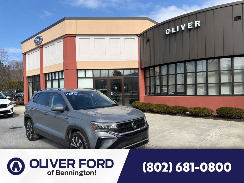 Used 2022 Volkswagen Taos SE image 1