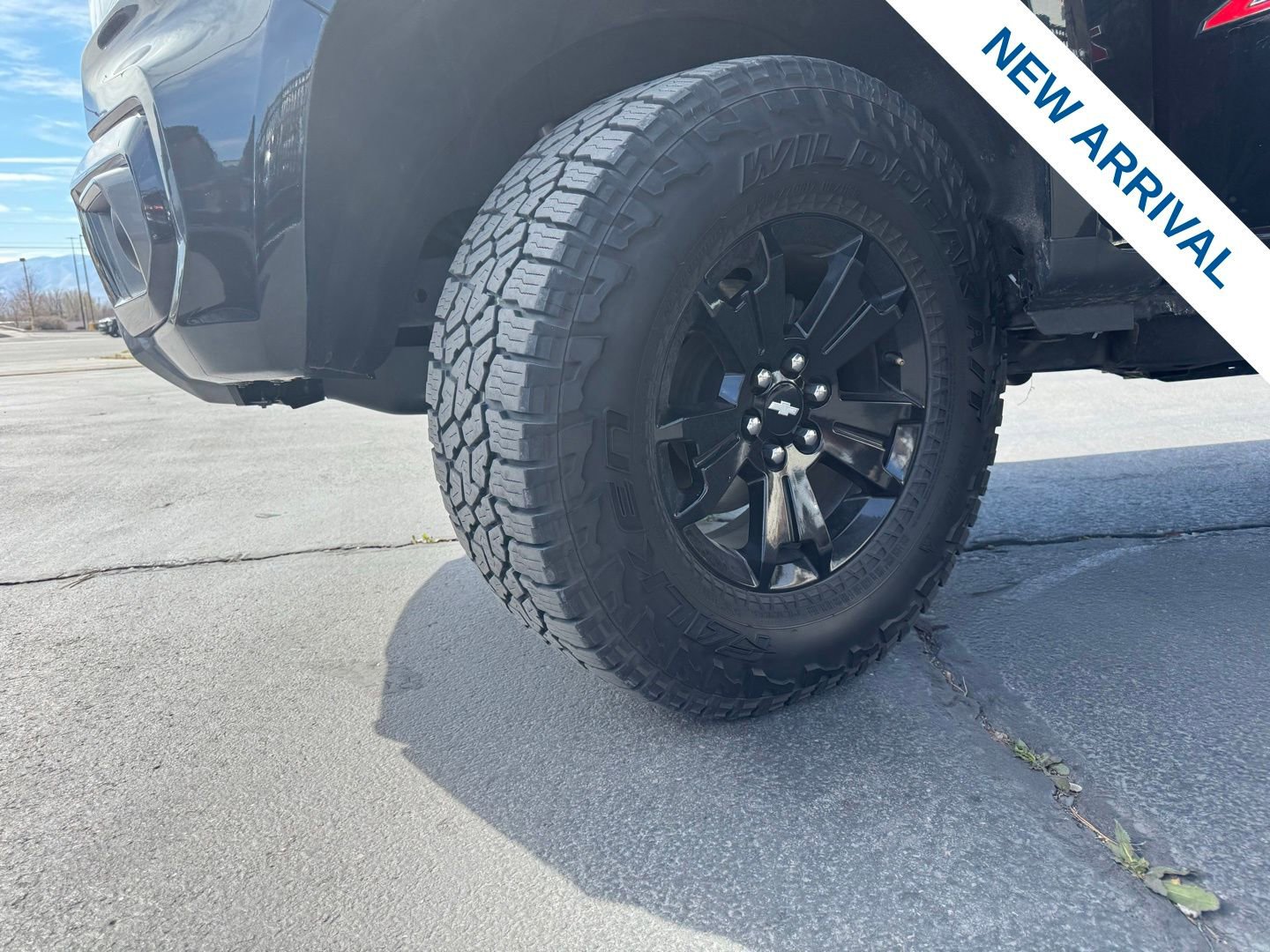 Used 2022 Chevrolet Colorado Z71 w/ Z71 Midnight Edition image 27