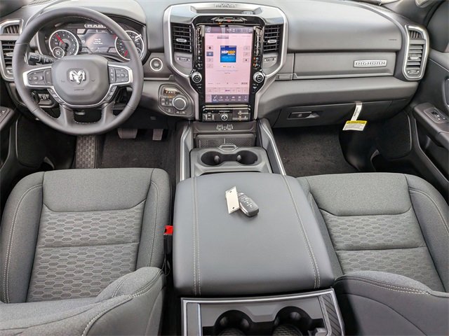 New 2026 RAM 1500 4x4 Crew Cab image 15