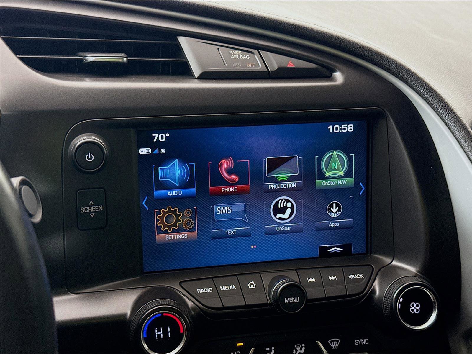 Used 2019 Chevrolet Corvette Stingray Coupe w/ 1LT image 22