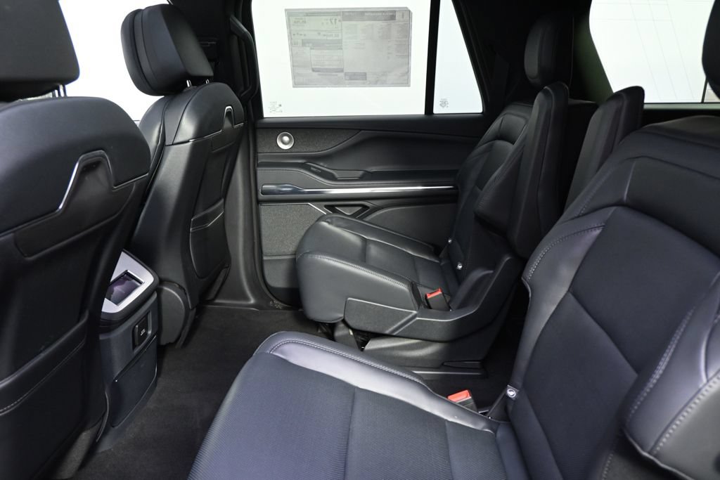 New 2027 Lincoln Navigator L Reserve w/ Jet Appearance Package AWD/4WD image 21