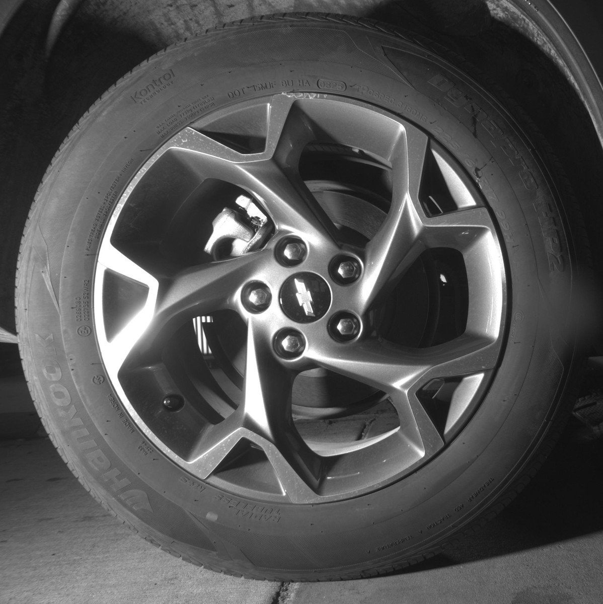 Used 2025 Chevrolet Trax LT FWD image 15
