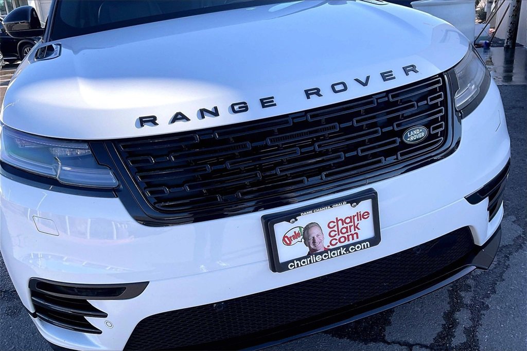 Used 2025 Land Rover Range Rover Velar Dynamic SE image 28