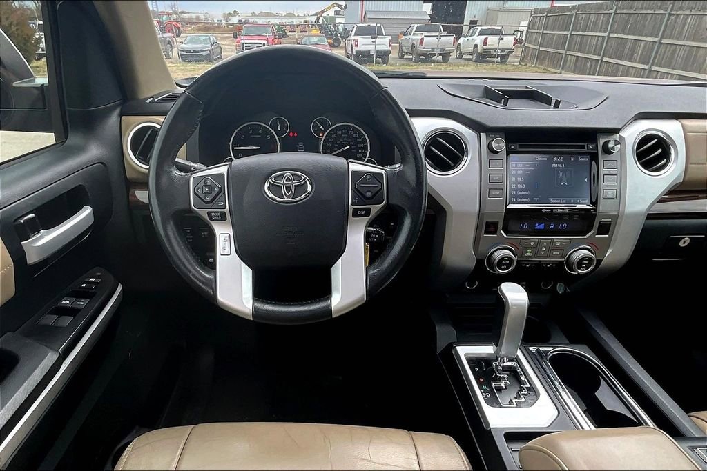 Used 2016 Toyota Tundra Limited w/ Limited Premium Package RWD image 5