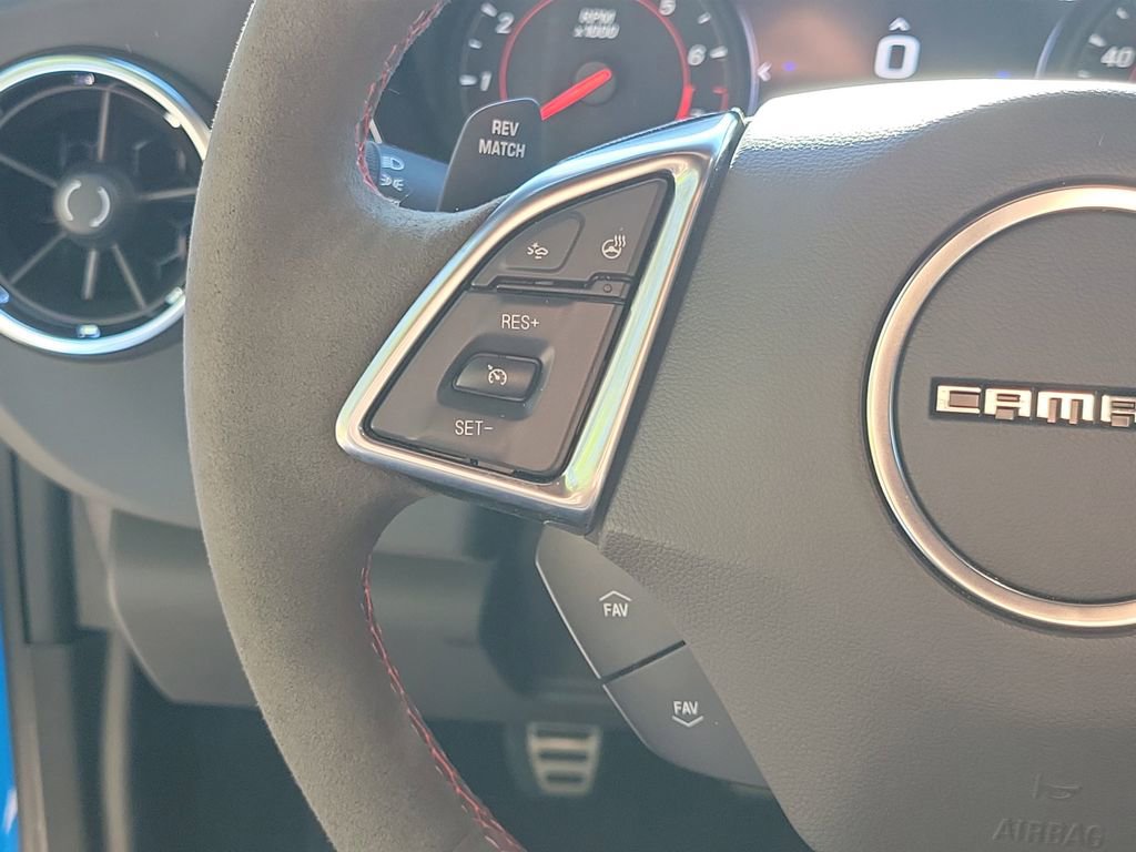 Used 2022 Chevrolet Camaro ZL1 image 29