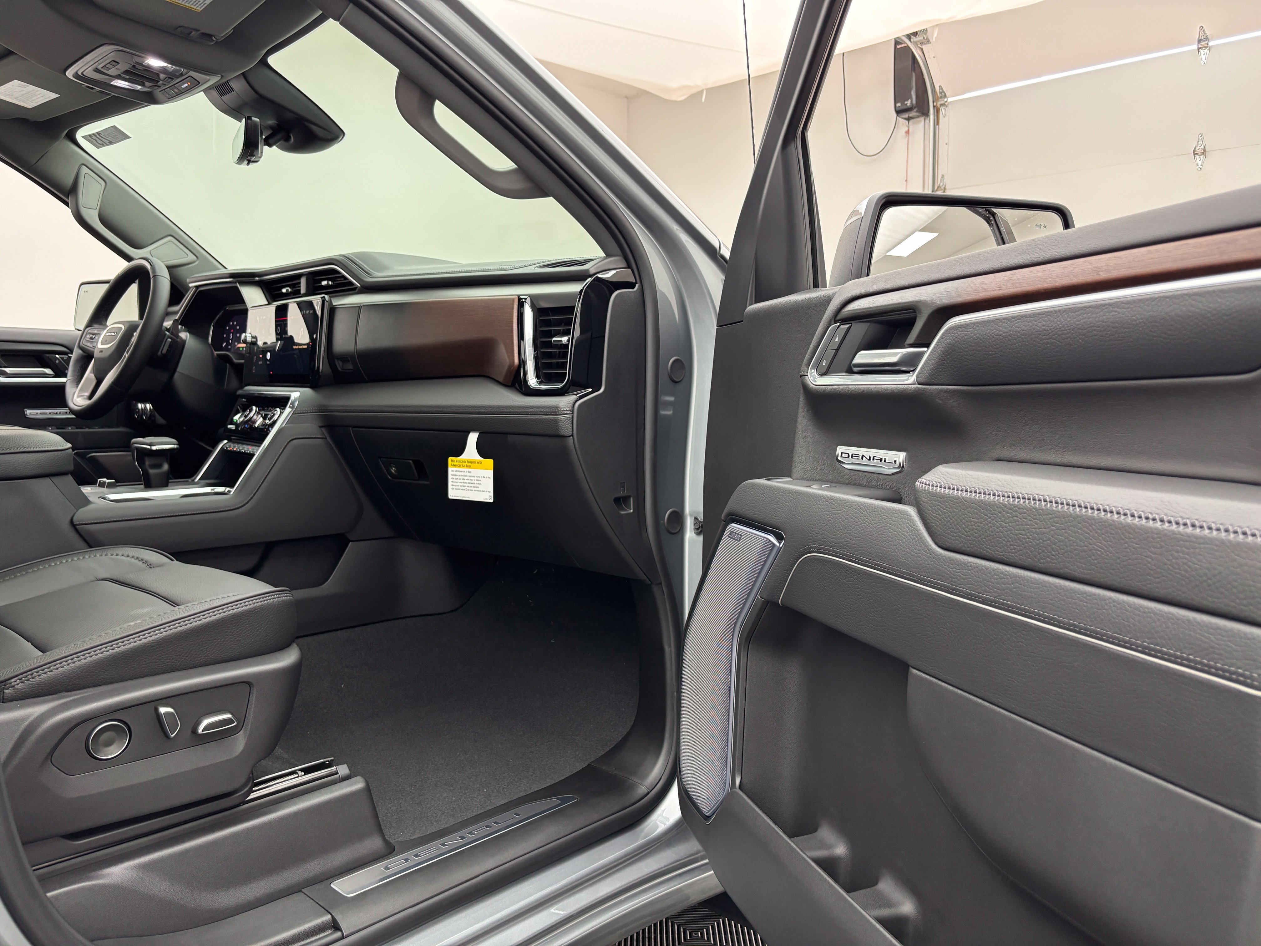 New 2026 GMC Sierra 1500 Denali AWD/4WD image 36