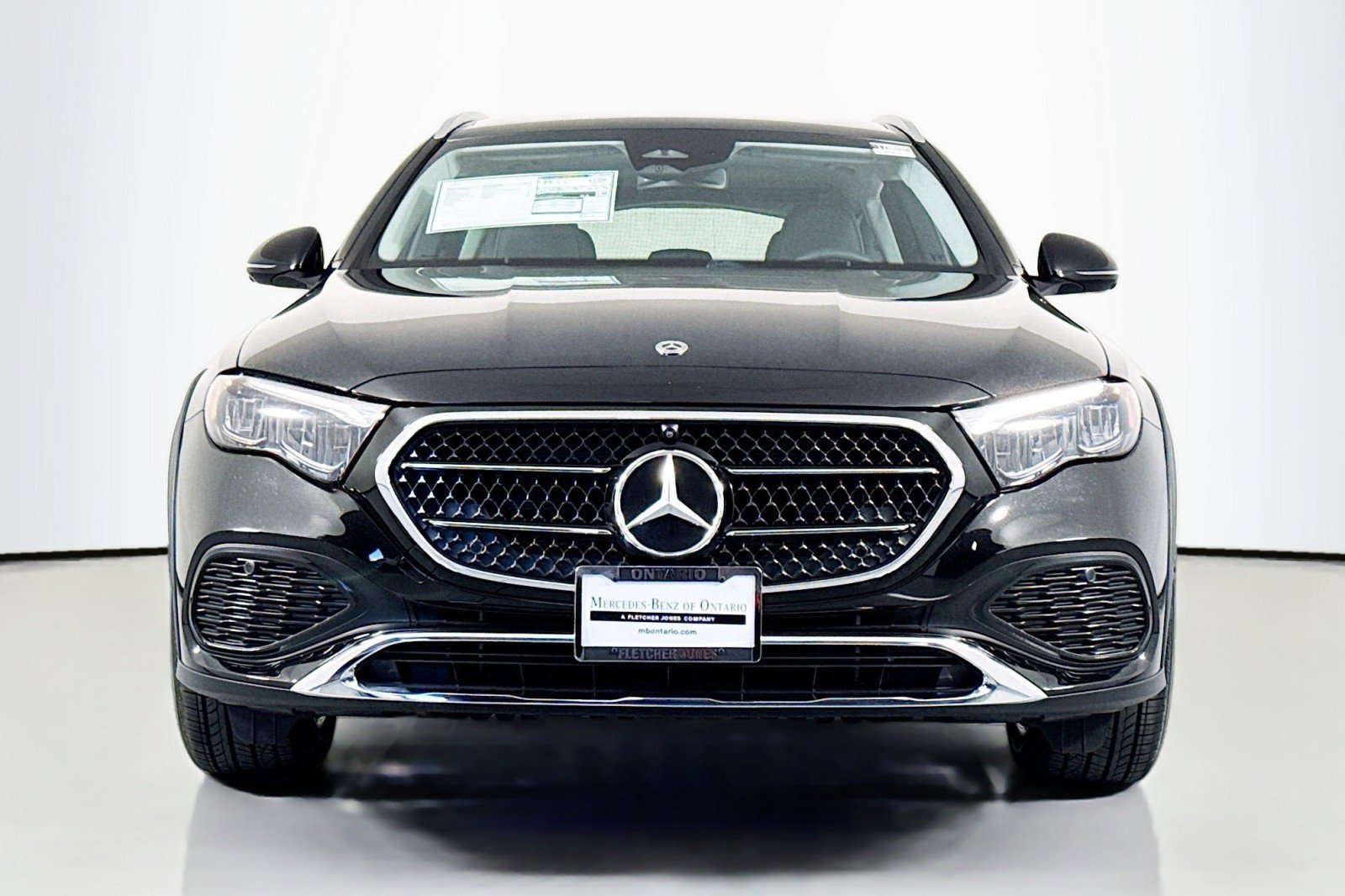 New 2025 Mercedes-Benz E 450 4MATIC All-Terrain Wagon image 2