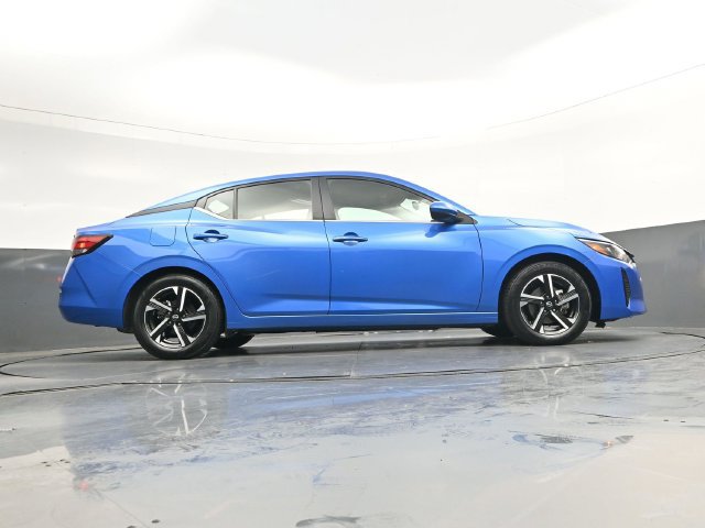 Used 2024 Nissan Sentra SV FWD image 34