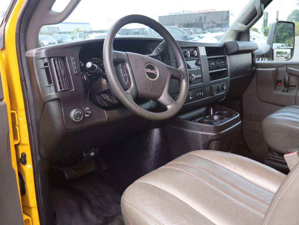 Used 2021 GMC Savana 3500 Extended w/ Power Convenience Package RWD image 15