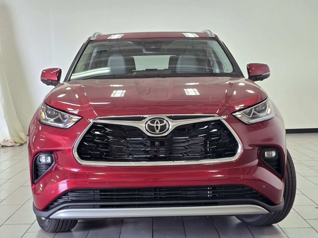 New 2026 Toyota Highlander Platinum AWD/4WD image 12