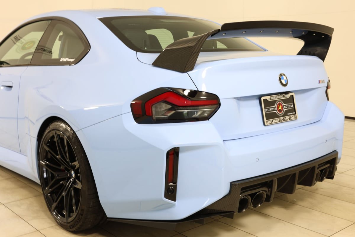 Used 2023 BMW M2 w/ Lighting Package RWD image 42
