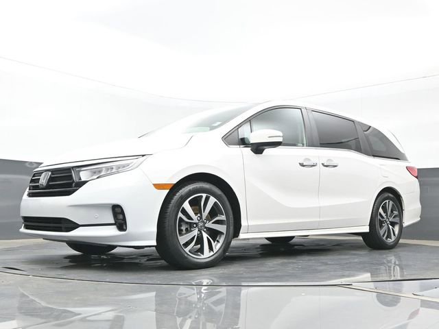Used 2023 Honda Odyssey Touring image 17