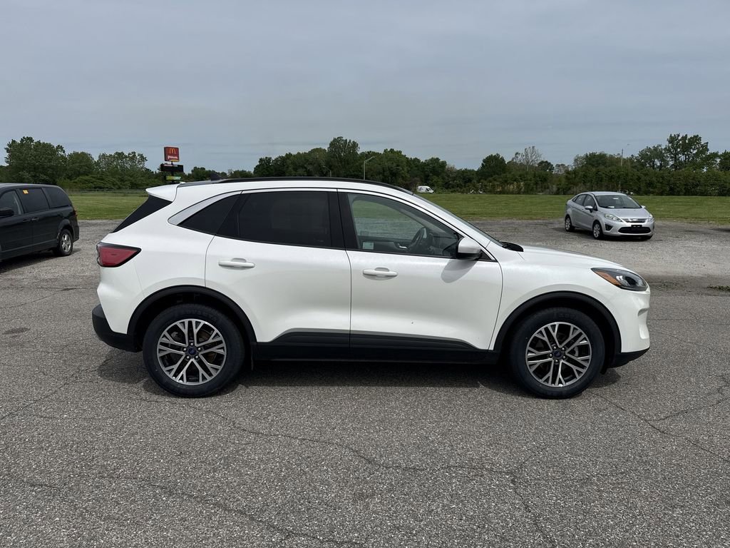 Used 2020 Ford Escape SEL AWD/4WD image 9