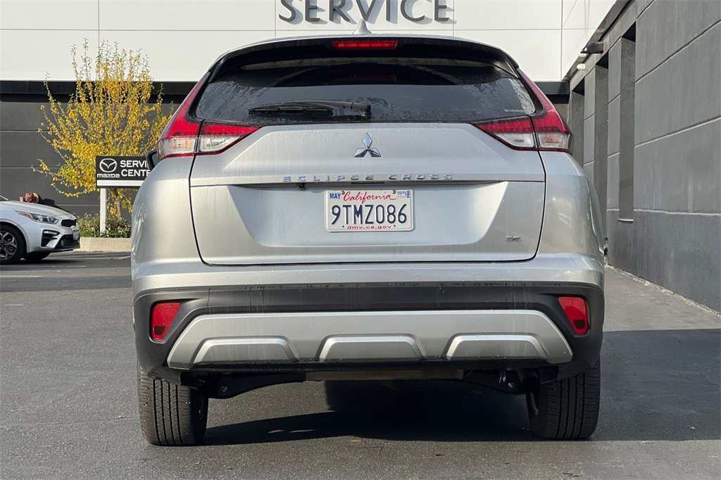 Used 2025 Mitsubishi Eclipse Cross Black Edition image 7