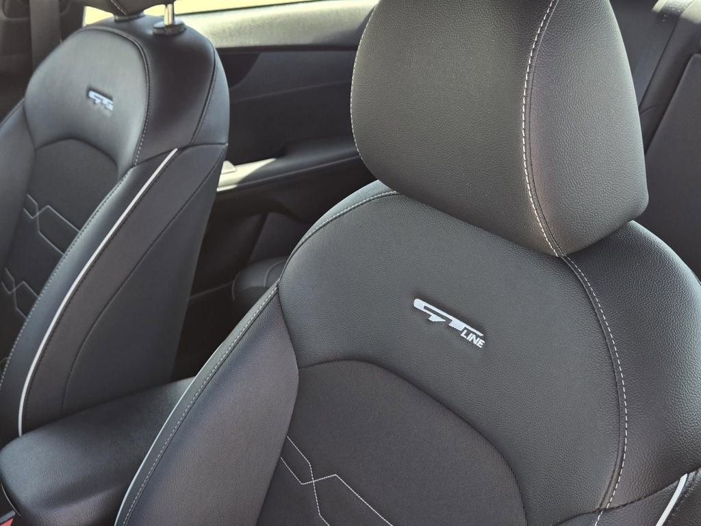 Used 2023 Kia Forte GT-Line image 21