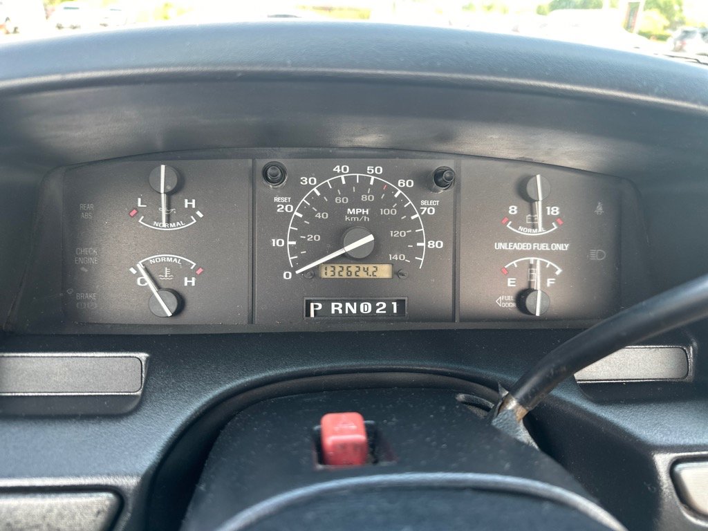 Used 1992 Ford F150 4x4 Regular Cab image 9