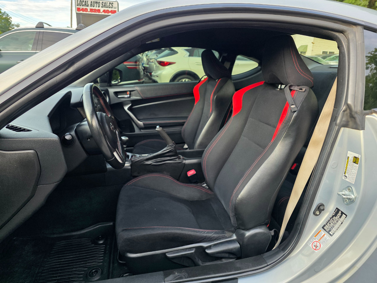 Used 2013 Scion FR-S image 9