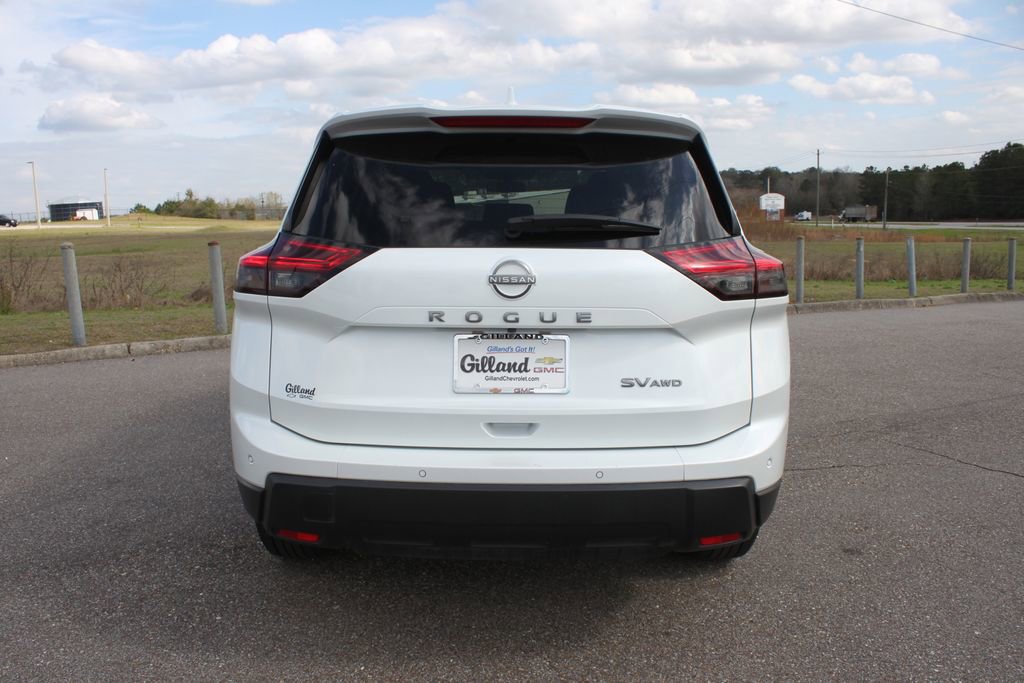Used 2024 Nissan Rogue SV AWD/4WD image 21