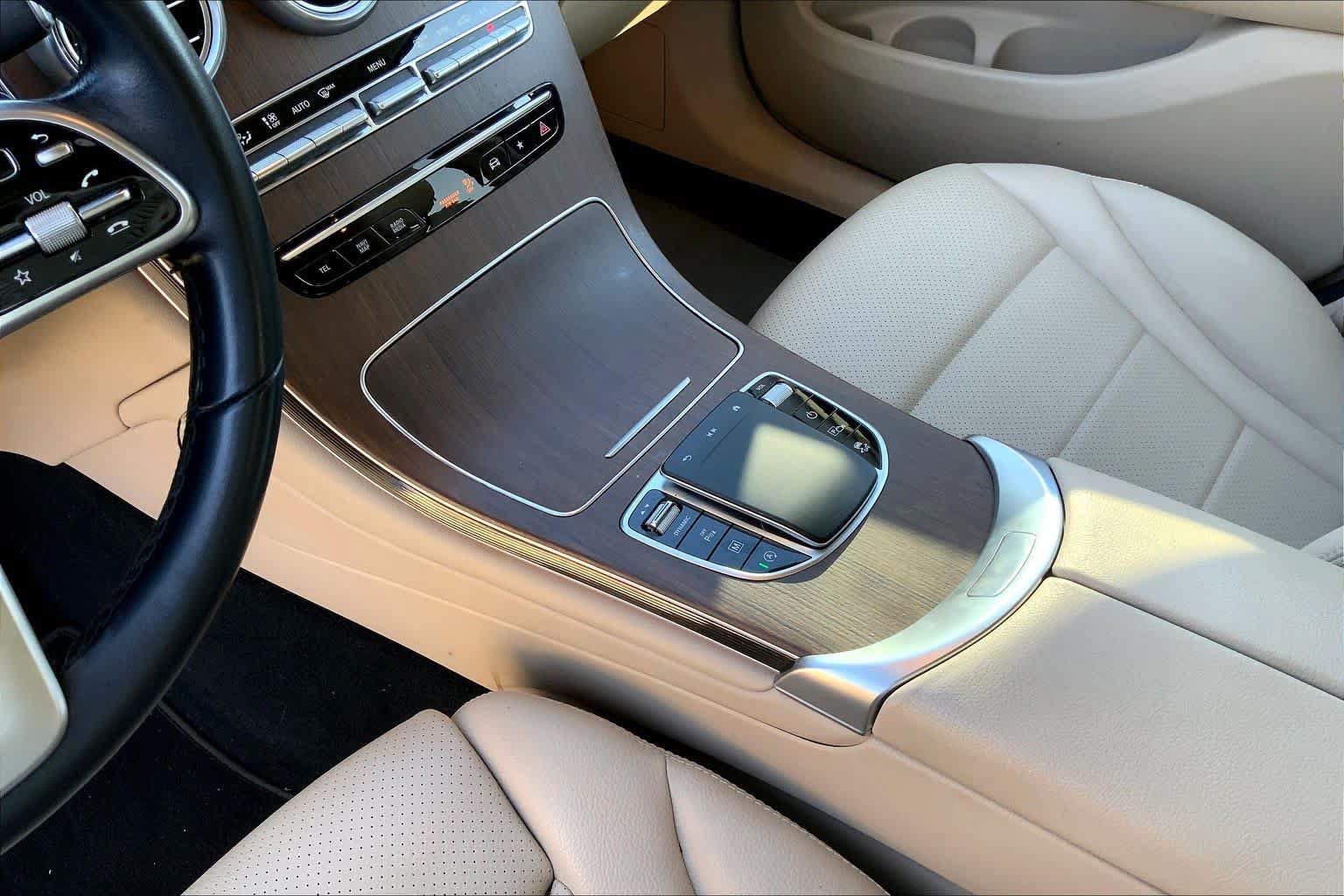 Used 2021 Mercedes-Benz GLC 300 image 16