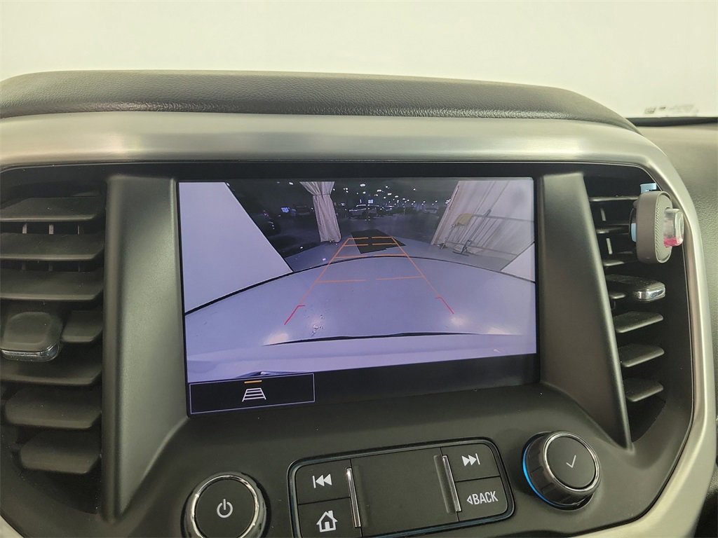 Used 2023 GMC Acadia SLT image 25