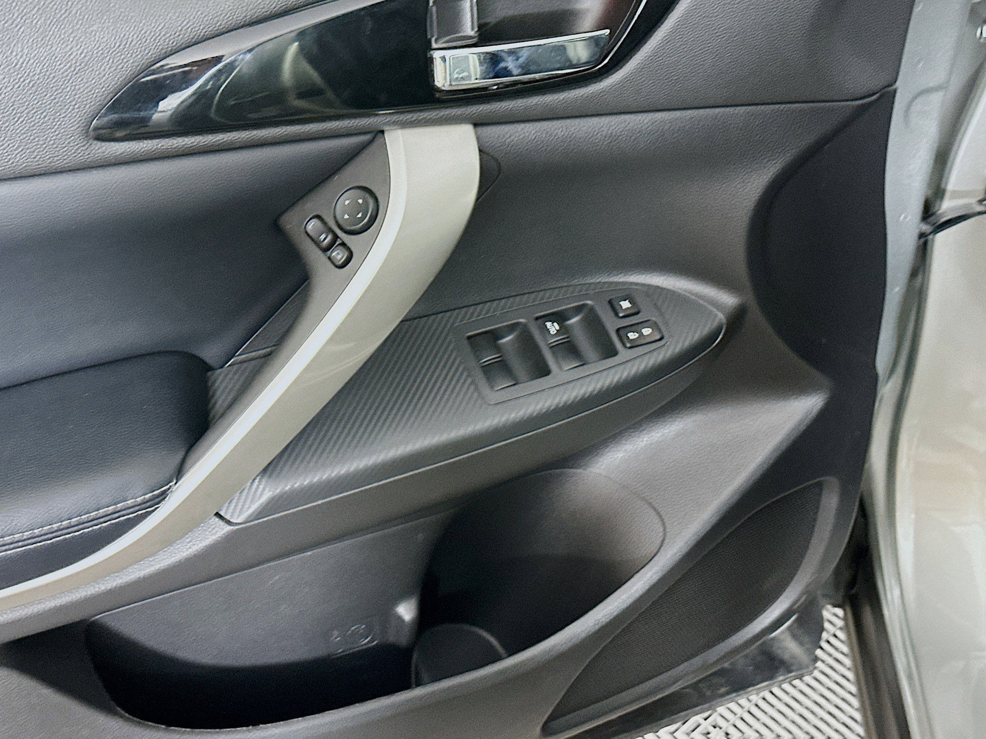 Used 2024 Mitsubishi Eclipse Cross SE AWD/4WD image 15