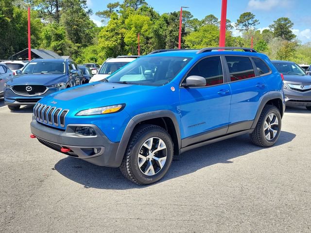 Used 2018 Jeep Cherokee Trailhawk AWD/4WD image 5