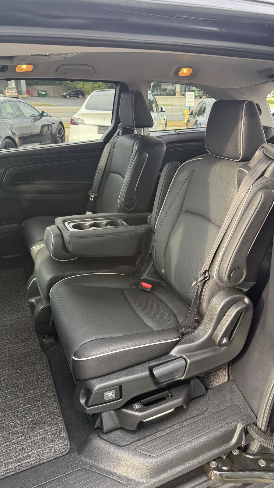 Used 2026 Honda Odyssey Elite image 37