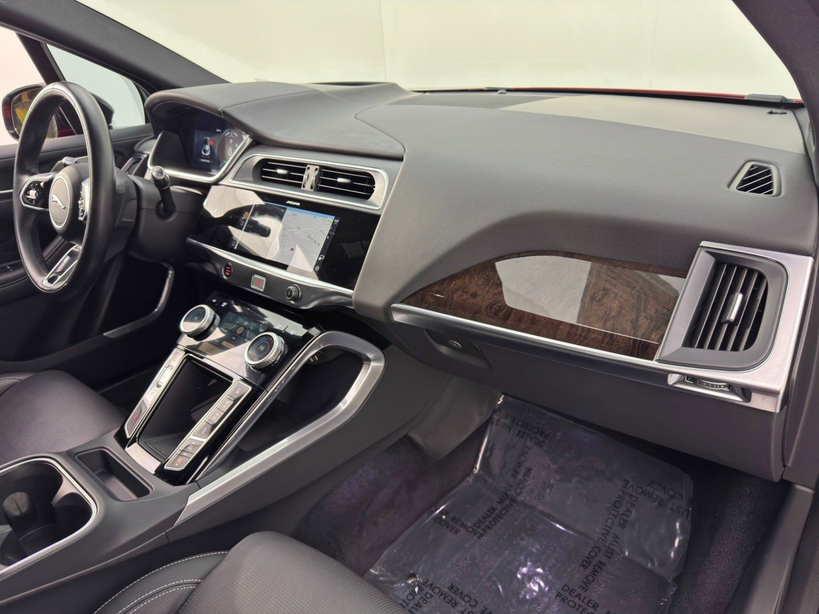 Used 2022 Jaguar I-PACE HSE image 14