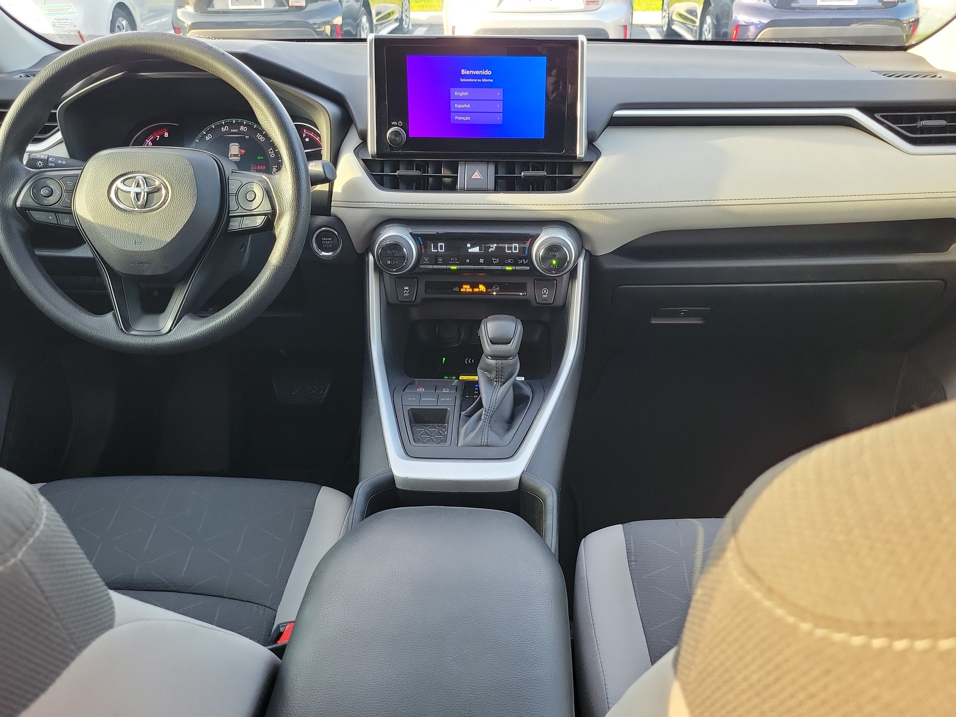Used 2023 Toyota RAV4 XLE w/ Convenience Package FWD image 16