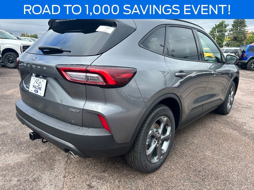 New 2025 Ford Escape ST-Line Elite w/ Class II Trailer Tow Package image 6