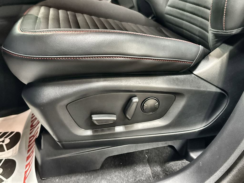 New 2026 Ford Explorer ST-Line w/ ST-Line Street Pack image 13