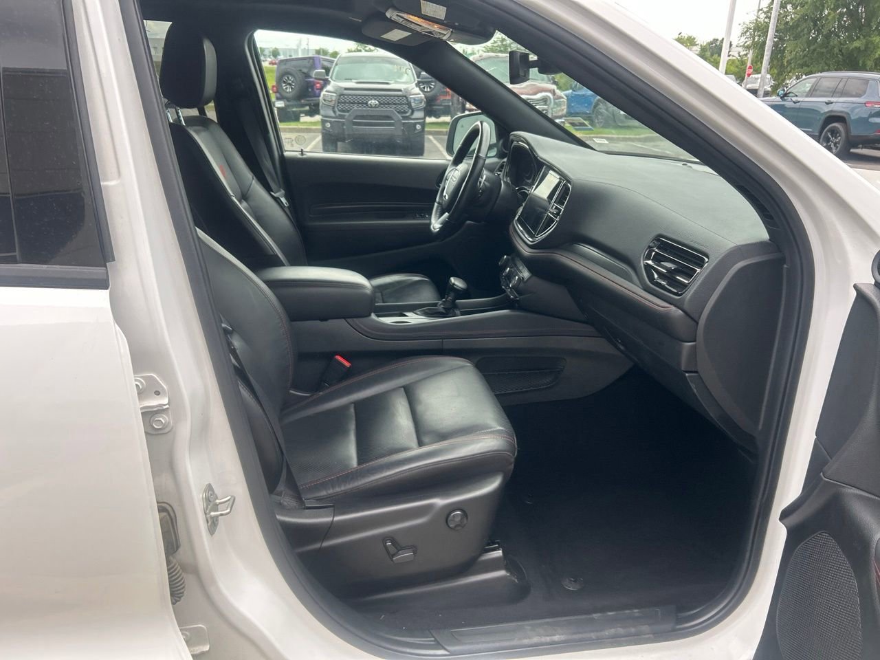 Used 2024 Dodge Durango GT AWD/4WD image 15