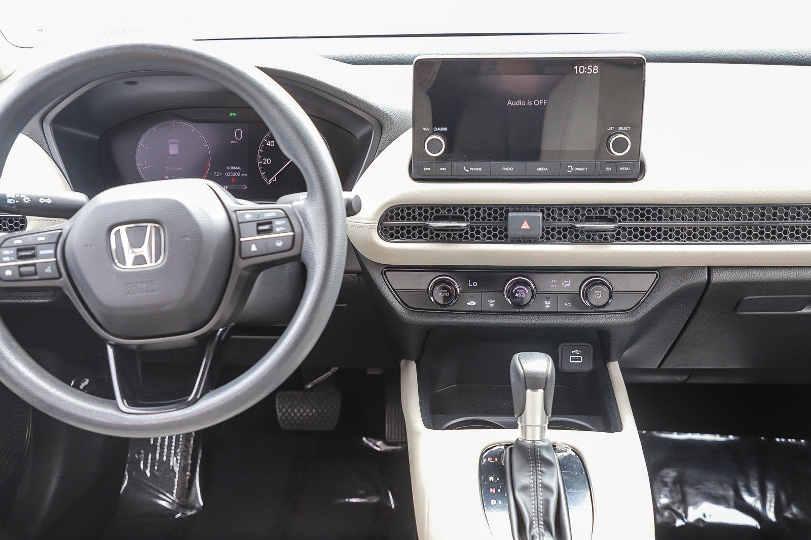 Used 2024 Honda HR-V LX image 14