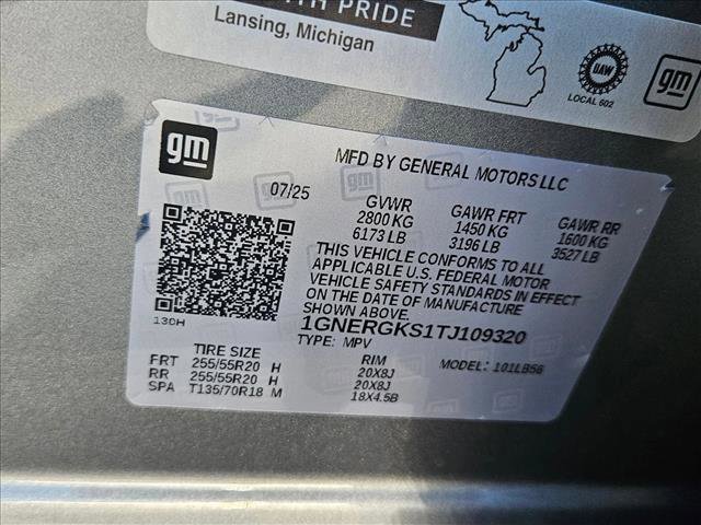 Used 2026 Chevrolet Traverse LT w/ Midnight/Sport Edition FWD image 24