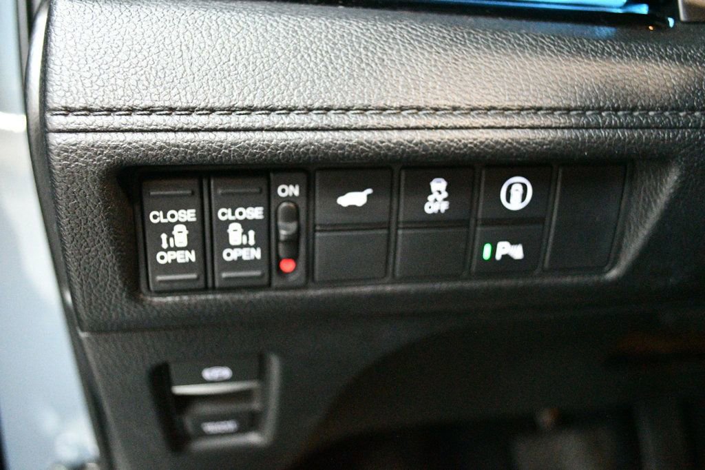 Used 2024 Honda Odyssey Elite image 66
