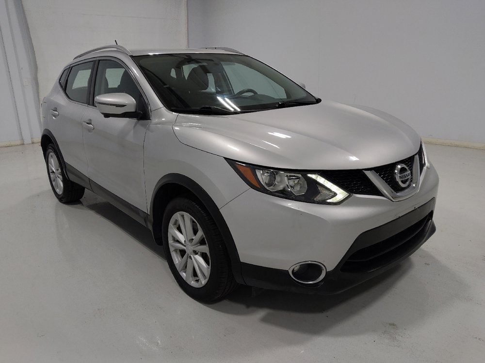 Used 2017 Nissan Rogue Sport SV w/ SV Premium Package AWD/4WD image 13