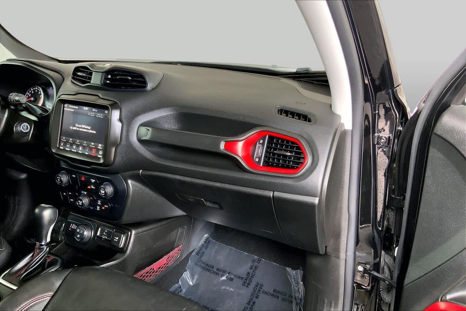 Used 2023 Jeep Renegade Trailhawk w/ Sun/Sound Group AWD/4WD image 19