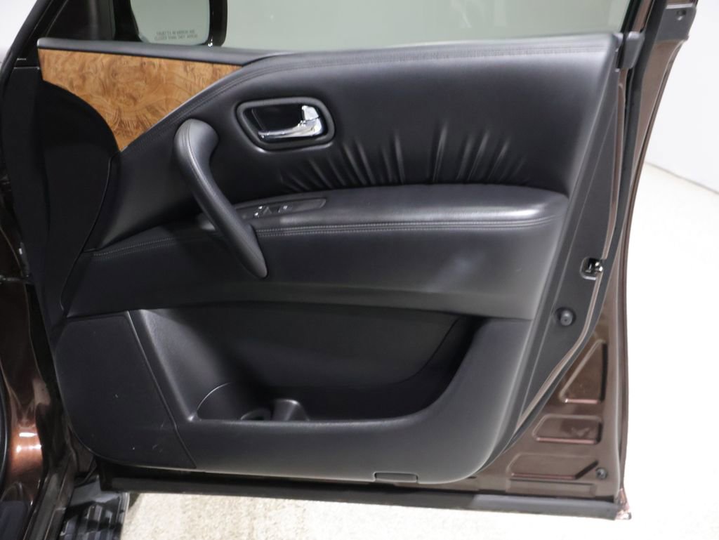 Used 2022 Nissan Armada SL w/ Captain's Chairs Package image 24