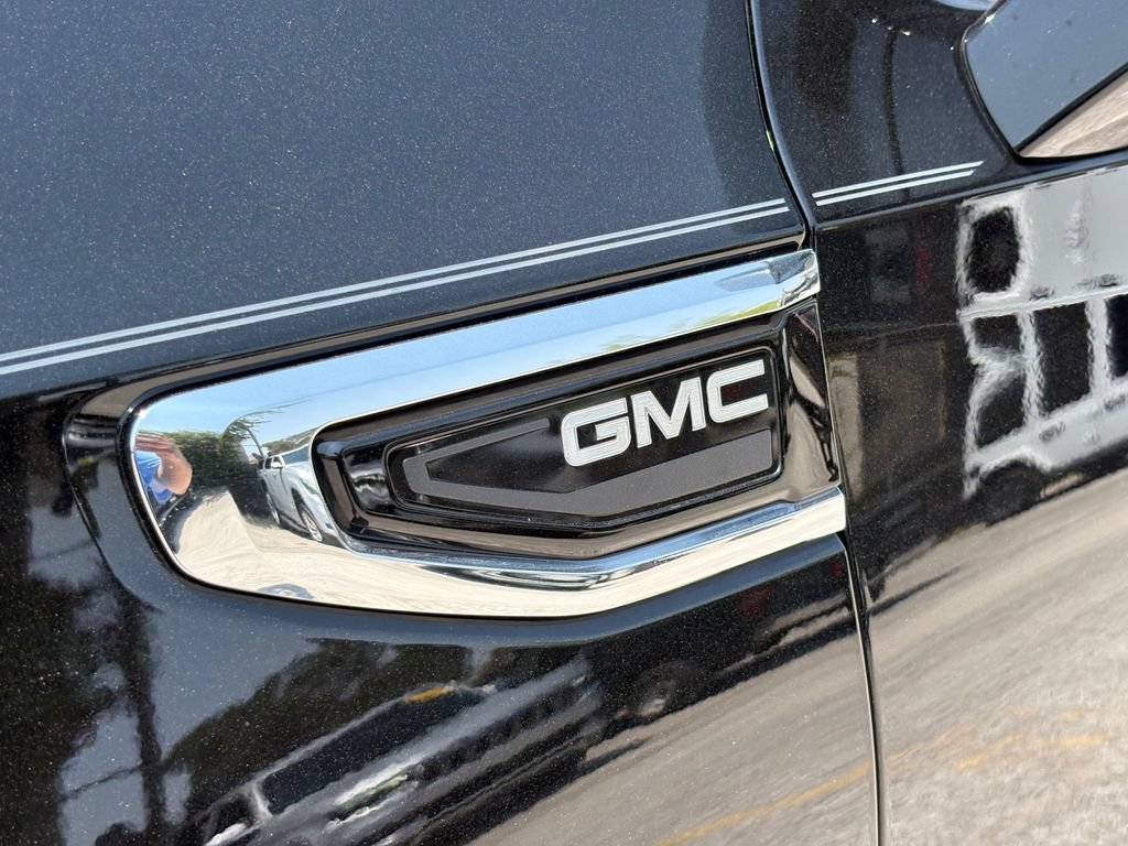 Used 2022 GMC Yukon SLT w/ SLT Premium Package AWD/4WD image 10