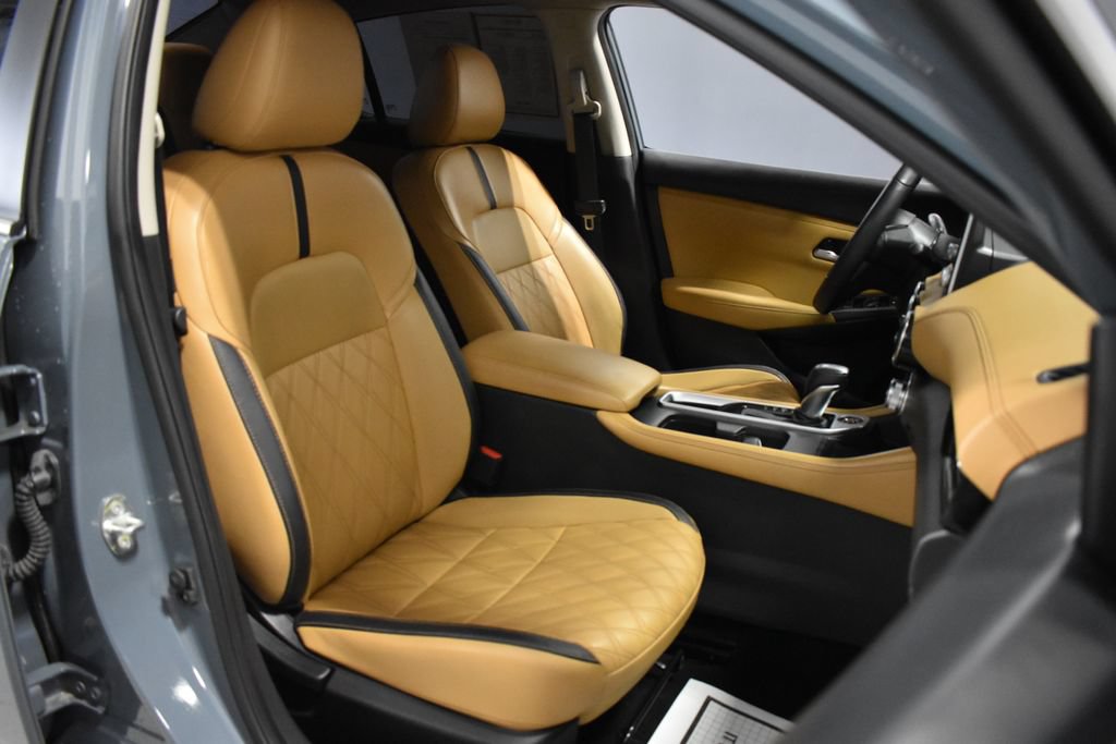 Certified 2024 Nissan Sentra SV w/ SV Premium Package FWD image 14