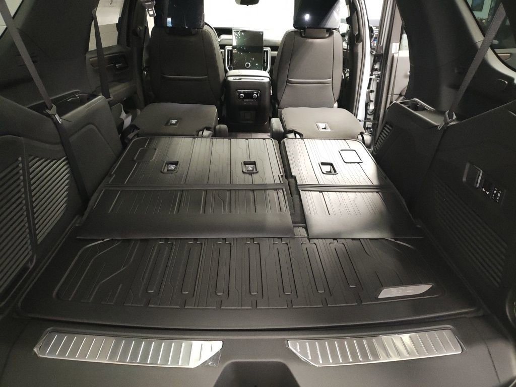 New 2026 GMC Yukon Denali w/ Denali Reserve Package image 17