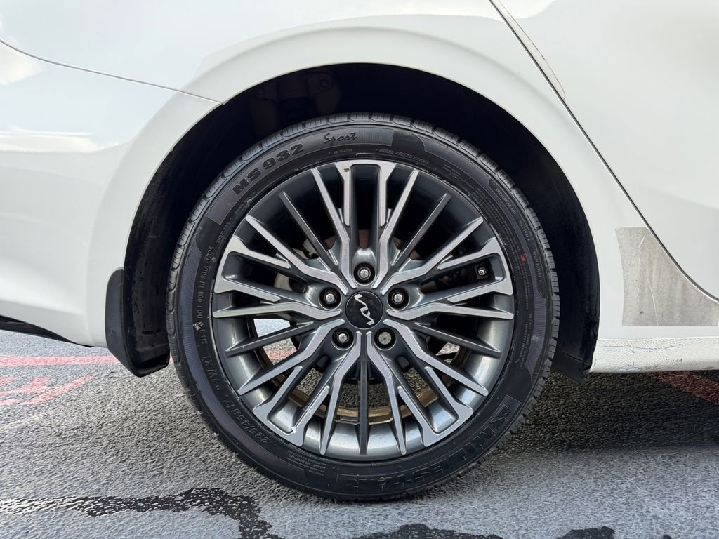 Used 2021 Kia Forte LXS image 39