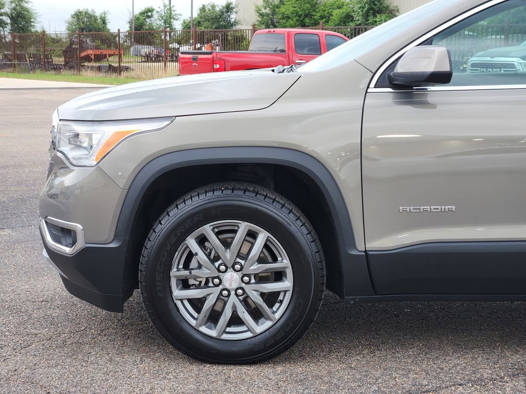 Used 2019 GMC Acadia SLT FWD image 9