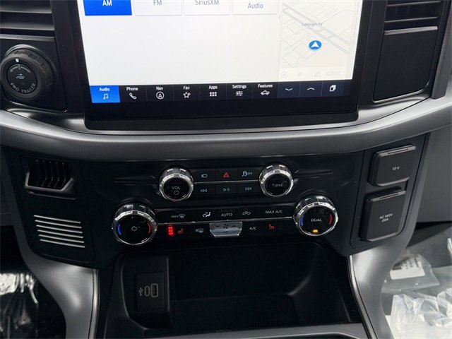 New 2025 Ford F150 Lightning XLT image 14