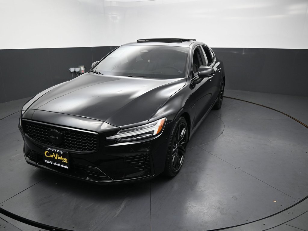 Used 2024 Volvo S60 T8 Ultimate w/ Climate Package image 11
