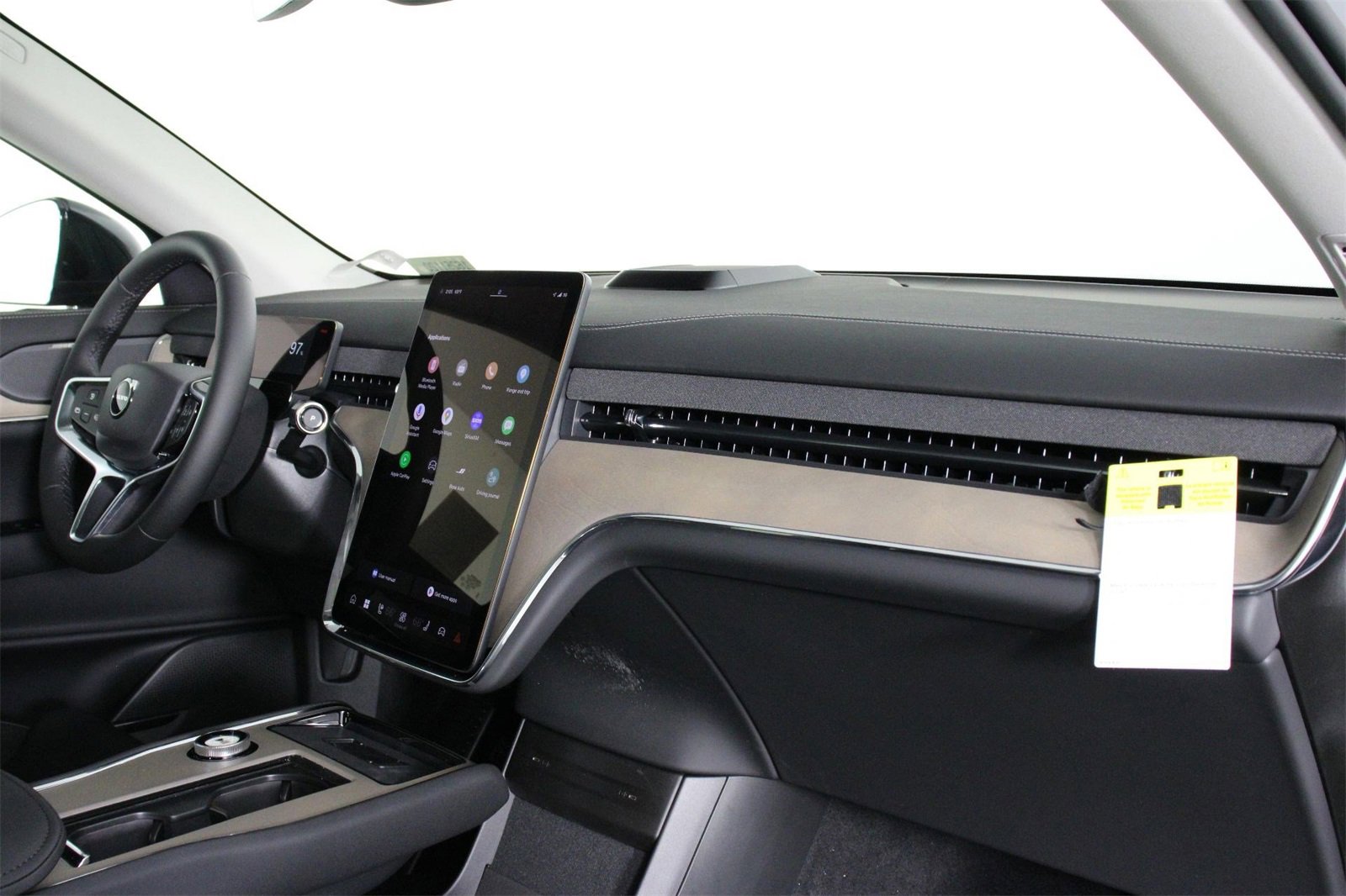 New 2025 Volvo EX90 Plus w/ Protection Package Premier image 9