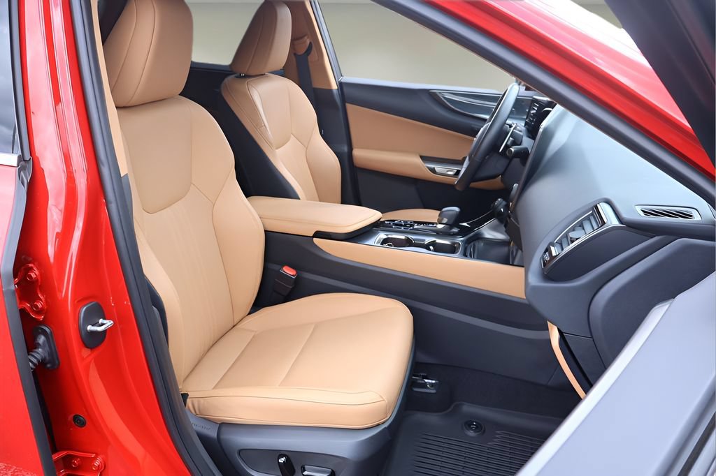 Used 2025 Lexus NX 350h AWD w/ Accessory Package (2T) image 17