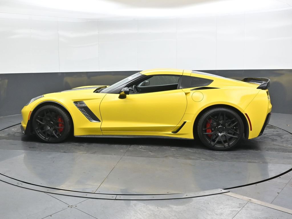 Used 2016 Chevrolet Corvette Z06 w/ Z07 Performance Package image 8