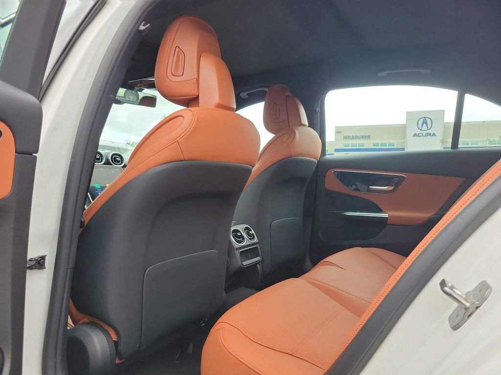 Used 2025 Mercedes-Benz C 300 4MATIC Sedan image 13